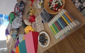 materiały do zdobienia poduszek