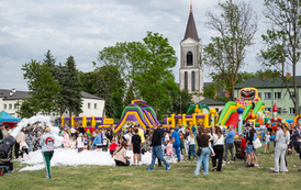 dzieci podczas piana party